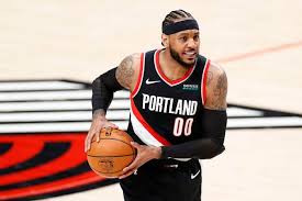 He played college basketball for the illinois fighting illini and the oakland golden grizzlies. Sgelfwb8dx5 9m