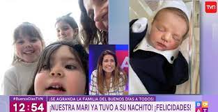 La conductora del matinal buenos días a todos confesó que se casó cuando tenía 26 años. Maria Luisa Godoy Presento A Su Hijo En Matinal De Tvn