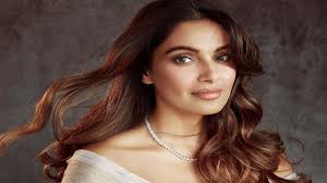 Happy Birthday Bipasha Basu: Netizens pour in wishes for 'bold' and  'beautiful' actress