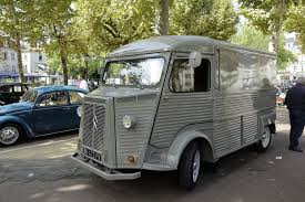 Résultat de recherche d'images pour "HY citroen au milieu du marché"