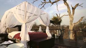 Mala mala game reserve is 2.2 mi (3.6.…situated near the airport, this luxury lodge is within 1 mi (2 km) of skukuza golf course and sabi sands game reserve. Chalkley Treehouse Sabi Sand Game Reserve Greater Kruger Park Youtube