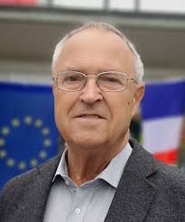 Das rheingau musik festival zählt zu den größten musikfestivals europas und veranstaltet jedes jahr über 170 konzerte in der gesamten region von frankfurt über wiesbaden bis zum mittelrheintal. Hans Eichel Wikipedia