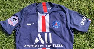 Psg 20/21 wholesale third cheap soccer jersey sale shirt psg 20/21 wholesale third cheap soccer jersey sale | china soccer jerseys. Psg Star Julian Draxler Is Helping With His Worn Jersey