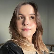 Renee Boyle (@raynay18)