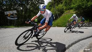 Chris froome was born on may 20, 1985 in nairobi, kenya as christopher clive froome. Chris Froome Fahrt Tour De France Als Road Captain Swiss Cycles
