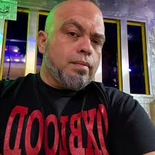 BRAND NEW REVEAL* 500 Days of JPK, Day 368. "Adventure is my Fixation" 2022  This hand painted vinyl figure was completed just before Christmas last  year. It uses the AP-2K figure by @