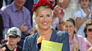 Im zdf fernsehgarten gibts nicht nur musik und unterhaltung, sondern es werden auch leckere rezepte vorgestellt. Andrea Kiewel Partner Kinder So Lebt Der Fernsehgarten Star Privat Intouch