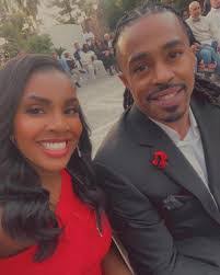 Derrick Hutcherson's Instagram, Twitter & Facebook