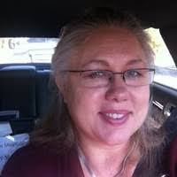 Roberta Pate's Instagram, Twitter & Facebook