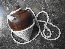Te damos el listado de los 10 juegos infantiles tradicionales más populares y te explicamos cómo se juega. El Trompo De Madera Un Juguete Olvidado Chiapasparalelo