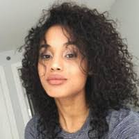 Daisy Scott's Instagram, Twitter & Facebook