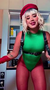 annabgo, cammy white, real life, street fighter, animated, highres, photo  (medium), sound, tagme, video, 1girl, ass, ass shake, bare shoulders,  blonde hair, bouncing ass, braid, cammy white (cosplay), cosplay, from  behind, green