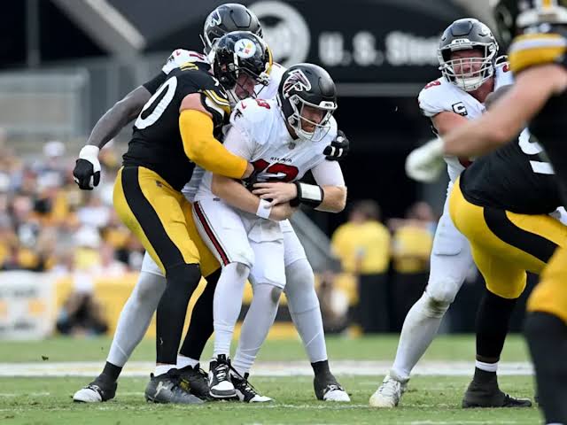 Steelers Defeat Falcons 20-13 Behind TJ Watt Scoring Play