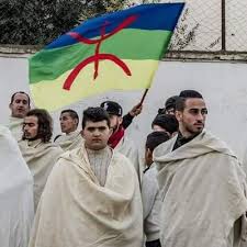 Win js kabylie 3:2.leading players js kabylie in all leagues is: Kabylie Kabylie ë‹˜ íŠ¸ìœ„í„°