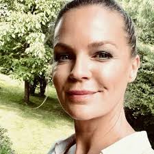 Eva Brenner (@eva_brenner_official) • Instagram photos and videos