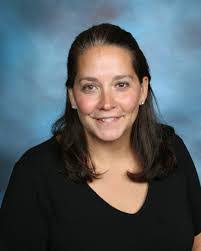 Polly Knapp's Instagram, Twitter & Facebook