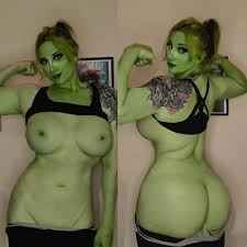 Brynn Woods amateur deepthroat videos