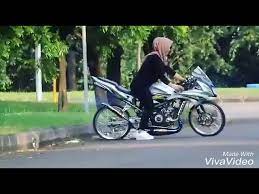 Next kedepannya saya akan membuat. Cewek Naik Ninja Rr Ladiesbikers Youtube