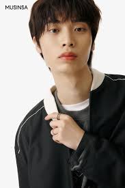 다양한 패션 콘텐츠가 모두 모이는 곳, 무신사 스냅