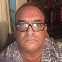 10 "Roberto Jones" profiles