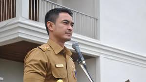 Kantor samsat ini buka setiap hari senin sampai jumat mulai pukul 08.00wib. Zumi Zola Kembali Pecat 10 Pegawai Honorer Kantor Samsat Regional Liputan6 Com