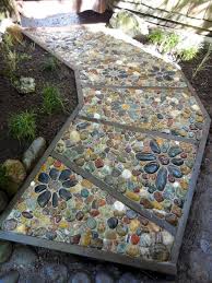 45 Beautiful Diy Mosaic Garden Path Decorations For Your Landscape Inspiration In 2020 Prachtige Tuinen Tuin Projecten Tuin Randen