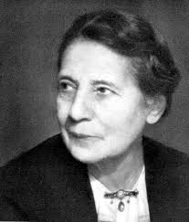 Ten Historic Female Scientists You Should Know