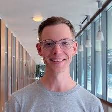 Beth Bugg's Instagram, Twitter & Facebook