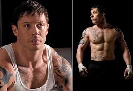 Alkolik bir boksör eskisinin oğlu tom conlon evine döner ve çeşitli dövüş sporlarının bir arada bulunduğu bir turnuva için babası tarafından hazırlanmaya başlar. Tom Hardy Bane Weight Tom Hardy Warrior Tom Hardy Tom Hardy Bane