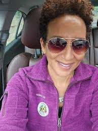 Sharon Toomer's Instagram, Twitter & Facebook