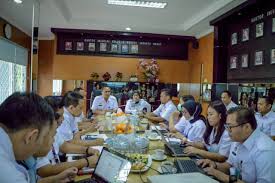 Buletin imigrasi jambi edisi 2 triwulan ii. Pendampingan Dan Penguatan Kantor Imigrasi Kelas I Khusus Non Tpi Jakarta Barat Bersama Tim Kerja Pembangunan Zona Integritas Menuju Wbk Kanwil Kemenkumham Dki Jakarta Kanwil Kementerian Hukum Dan Hak Asasi Manusia