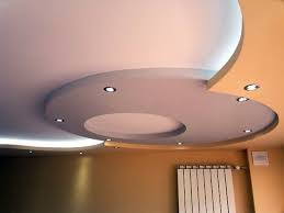 Un Zoom D Un Plafond Avec Une Lumiere Led False Ceiling Design Latest False Ceiling Designs Pop False Ceiling Design