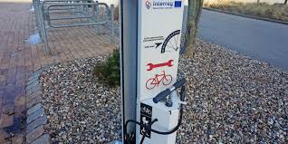 Neue Reparaturstationen Fur Fahrradfahrer