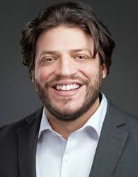 Haley Couch's Instagram, Twitter & Facebook