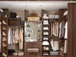 Das ist die große moebel.de auswahl. 7 Pairs Of Pants 50 Shirts How Many Clothes Does A Man Need After All The Economic Times