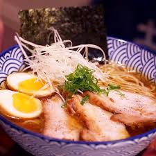 Decouvrez Les Secrets Dun Bon Bol De Ramen Maison Avec Les Conseils Du Chef Jean Baptiste In 2020 Asian Soup Recipes Healthy Breakfast Recipes Easy Noodle Recipes Easy