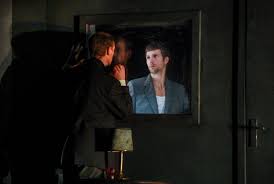 Diptych: The missing door and The lost room - Peeping Tom