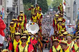 La belgique couvre une superficie de 30 688 km23 avec une population de 11 507 163 habitants au 1er janvier 20211, soit une densité de 373,97 royaume de belgique. Vive La Belgique Foto Bild City World Outdoor Bilder Auf Fotocommunity