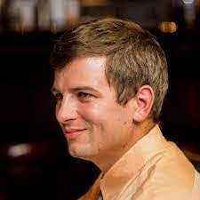 Mike Dolle's Instagram, Twitter & Facebook