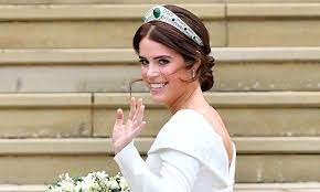 8 gowns that give you princess eugenie vibes. Loved Princess Eugenie S V Neck Low Back Wedding Dress We Ve Found Some Bridal Designs That May Inspire You Hello