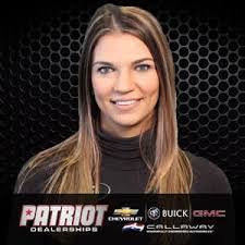 Kristen Toth's Instagram, Twitter & Facebook