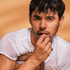 Mariah Carey: The Emancipation of Mimi 20th anniversary