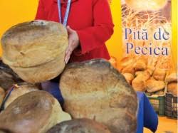 Sunrise, sunset, day length and solar time for zece hotare. Pita De Pecica De Pe Vremea Dacilor Produs Traditional Cu Patalama De La Ue Ecomagazin Ro