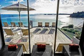 They gave us a free upgrade to a top floor, oceanfront room that was amazing!! Hotel Novotel Dinard Thalassa Sea Spa Dinard France Bretagne Sejour Dinard France Bretagne
