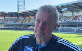 Ærlig Kent Nielsen: Landstræner er det største i Danmark