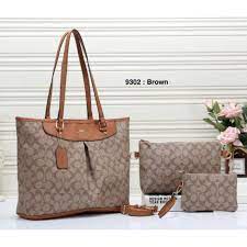 Kami menjual pelbagai jenis beg tangan wanita berjenama dengan harga yang sangat murah dan berpatutan. Coach 3in1 Tote Bag Handbag Set Set Beg Tangan Shopee Malaysia