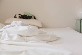 The environment it creates should make you feel calm before we get to the decluttering part. Declutter My Bedroom With Me Simply By Christine