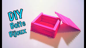L'écorcage et l`enlèvement des parties endommagées du tronc. Diy Boite A Bijoux Avec Batons De Bois Glace Youtube