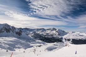 Das gebäude besteht aus 35 zimmern. Les 13 Choses Incontournables A Faire En Andorre