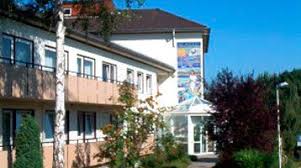 Das telefonbuch kann mit 5 adressen antworten! Haus Hohenblick Chr Freizeit Und Tagungsstatte